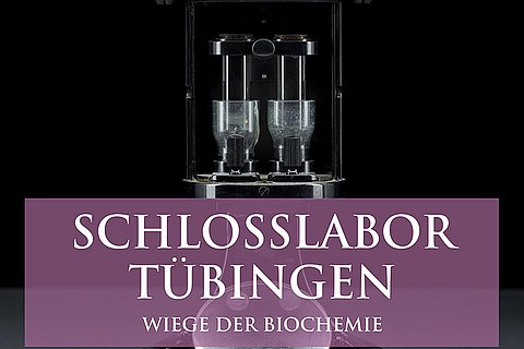 Poster of the permanent exhibition castle laboratory © MUT Tübingen Plakat: Dauerausstellung Schlosslabor © Museum der Universität Tübingen/Valentin Marquardt