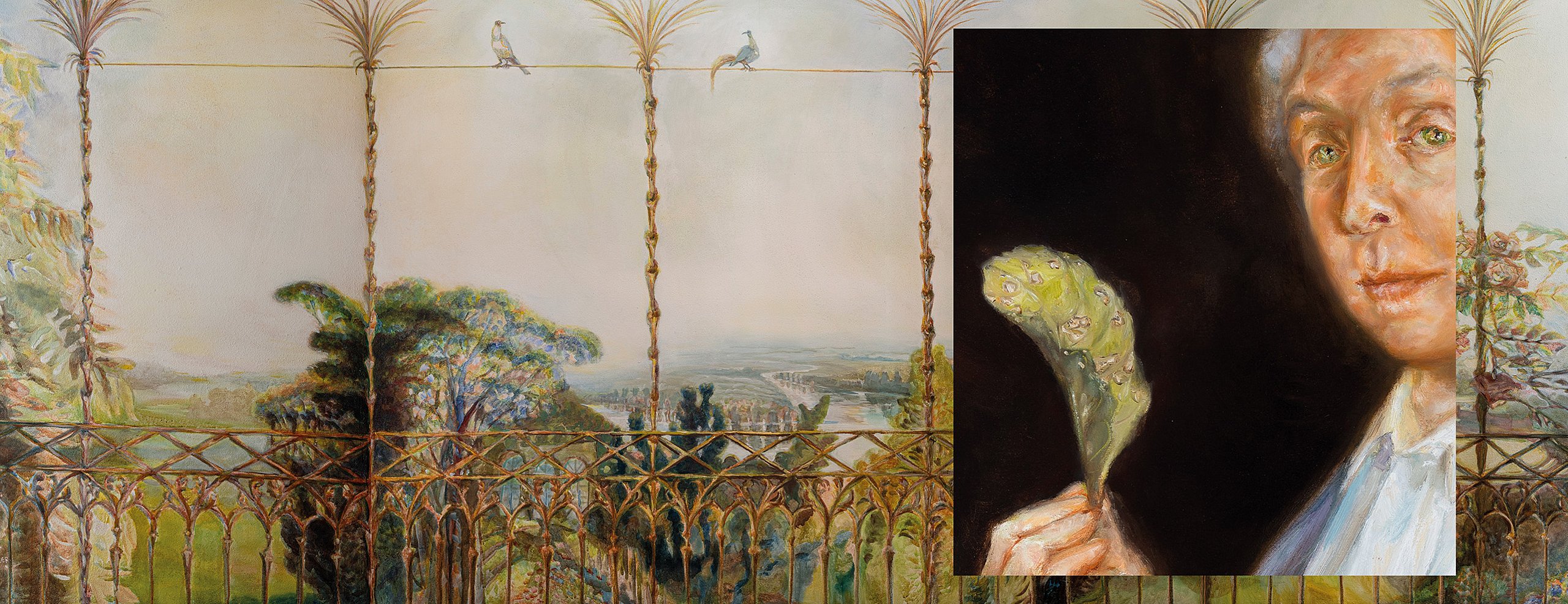 Architektonische Wandmalerei mit einer filigranen Brüstung im Vordergrund und einer grünbewachsenen Landschaft mit Fernansicht eines Städtchens an einem Fluss; rechts überlagert mit dem Portraitausschnitt einer grauhaarigen Professorin Sander vor schwarzem Hintergrund, die nach links ein Blatt mit der Hand hochhebt.